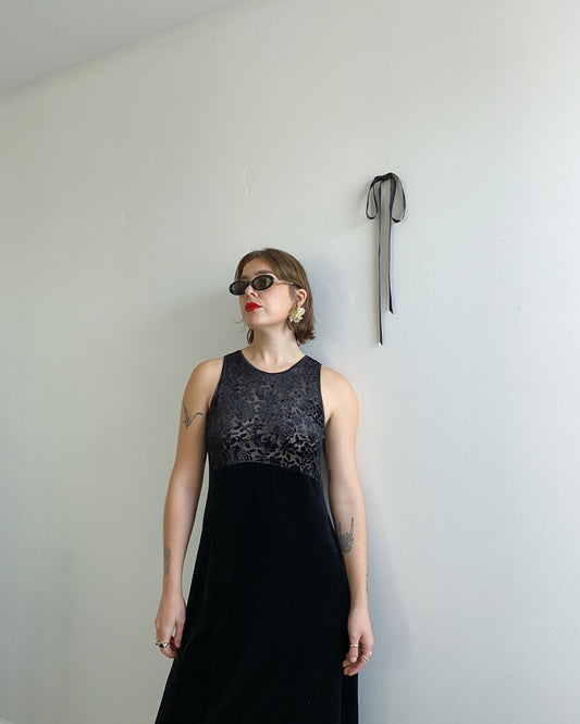 JONES NEW YORK Black Embossed Velour Dress | Size M