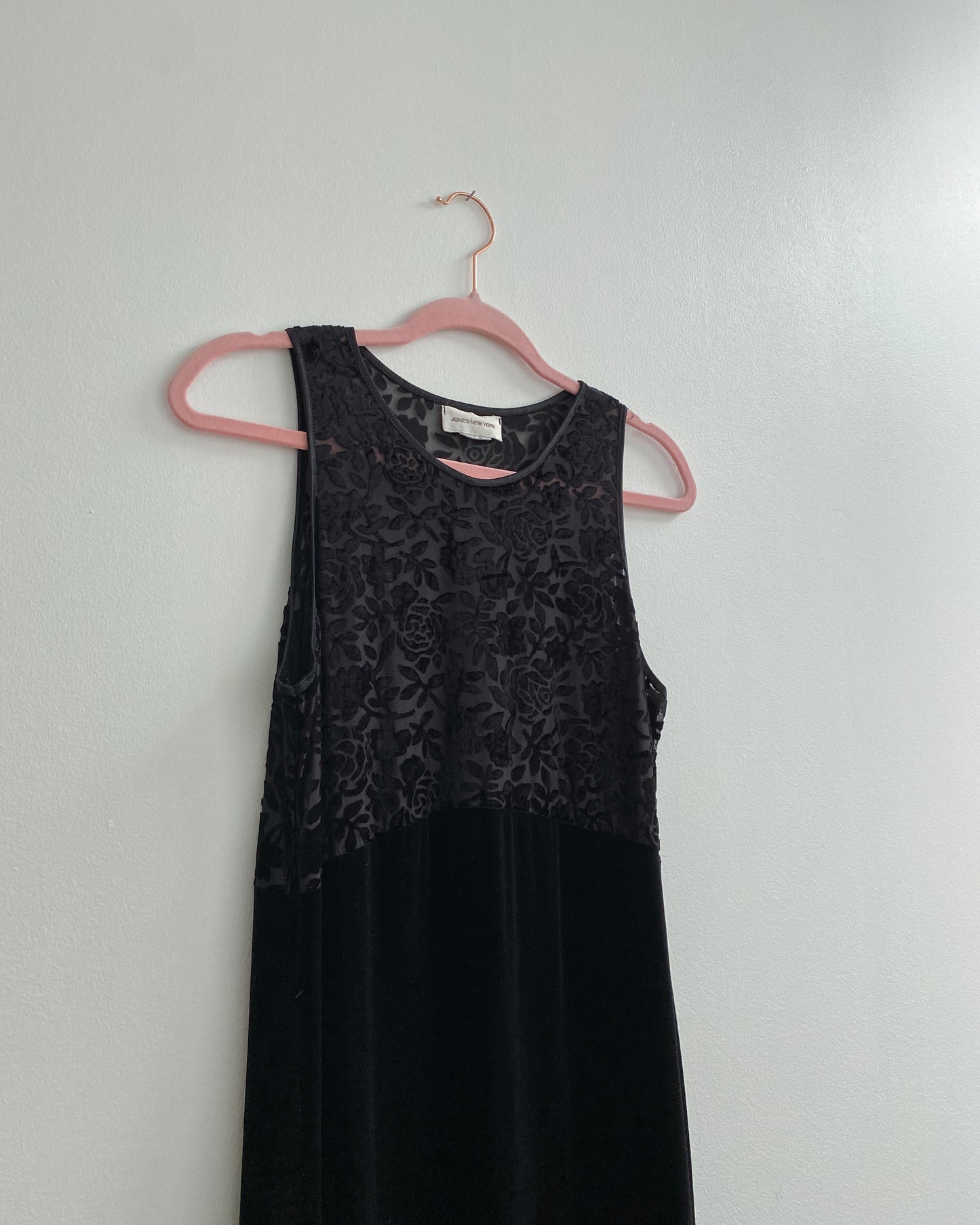 JONES NEW YORK Black Embossed Velour Dress | Size M
