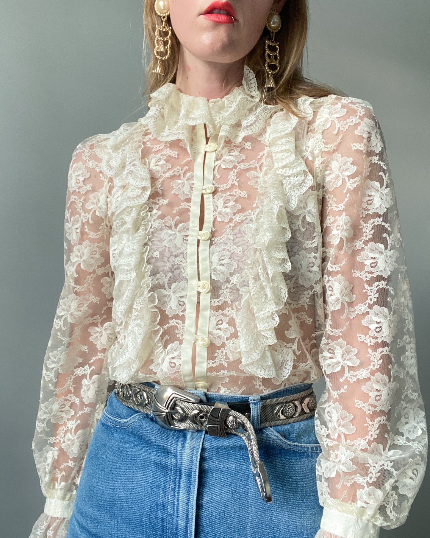 Stunning Cream Floral Lace Frilly Blouse | Size S/M