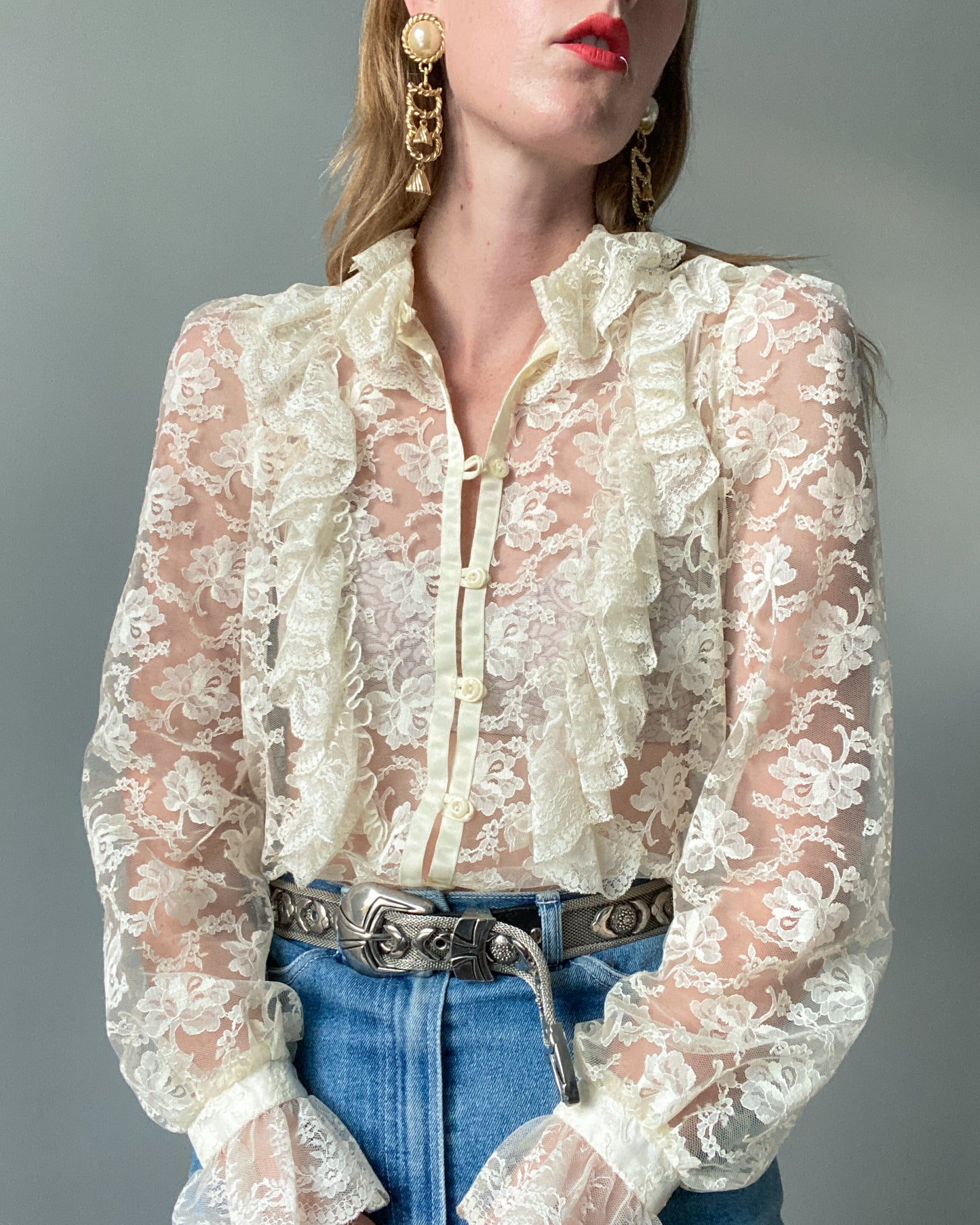 Stunning Cream Floral Lace Frilly Blouse | Size S/M