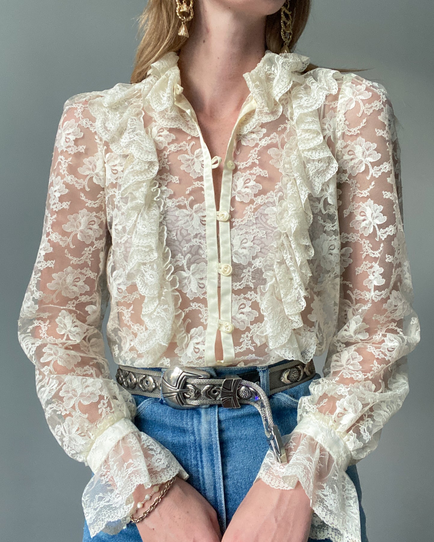 Stunning Cream Floral Lace Frilly Blouse | Size S/M