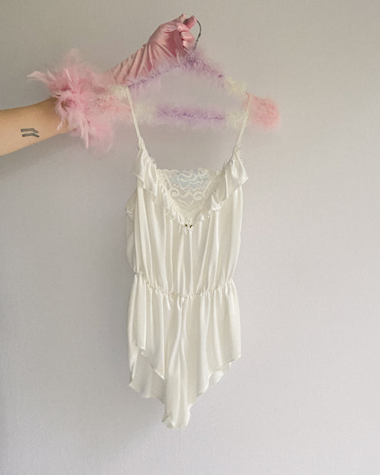 Vintage White Teddy | 8/10