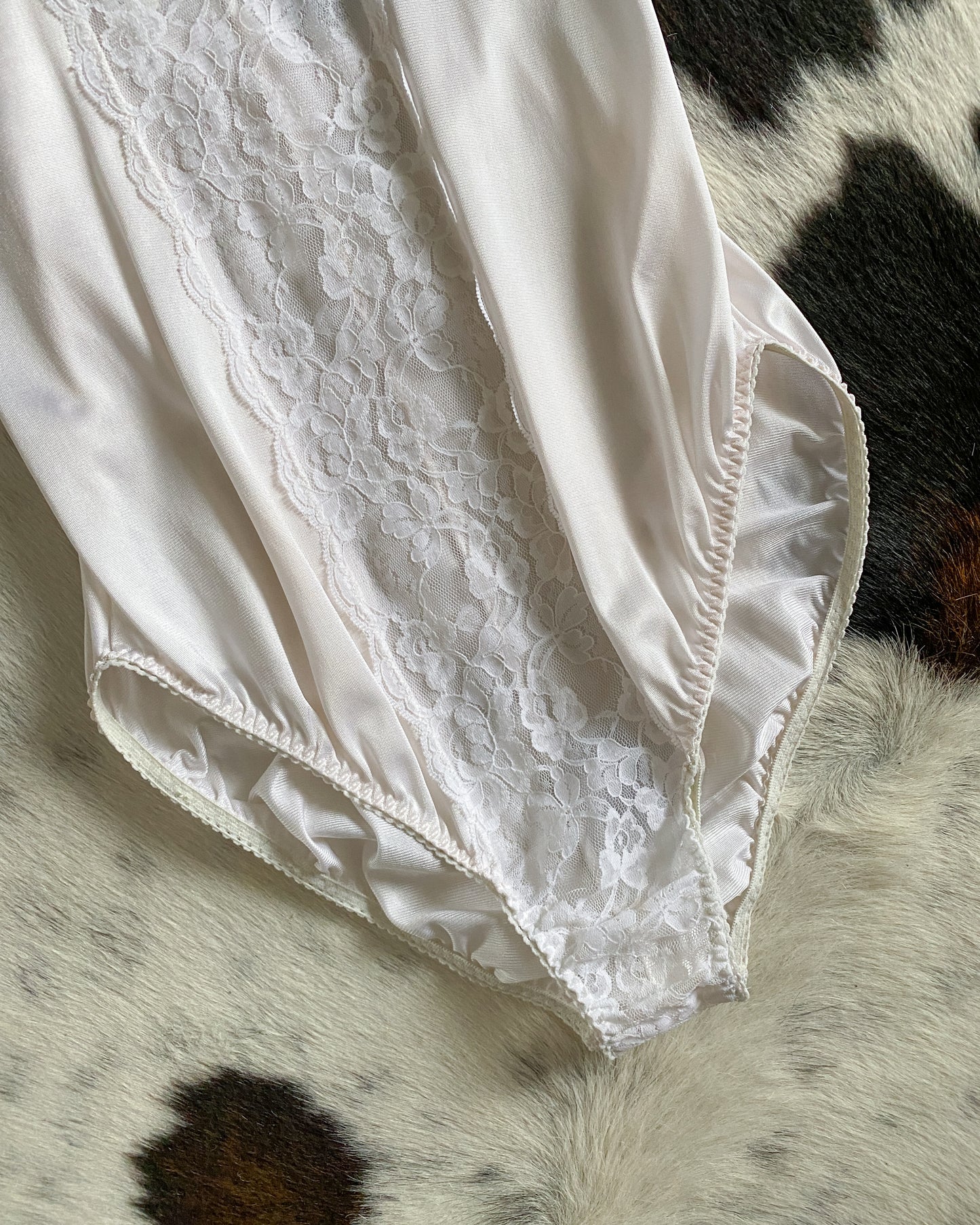 White Lacey Teddy | Size S/M