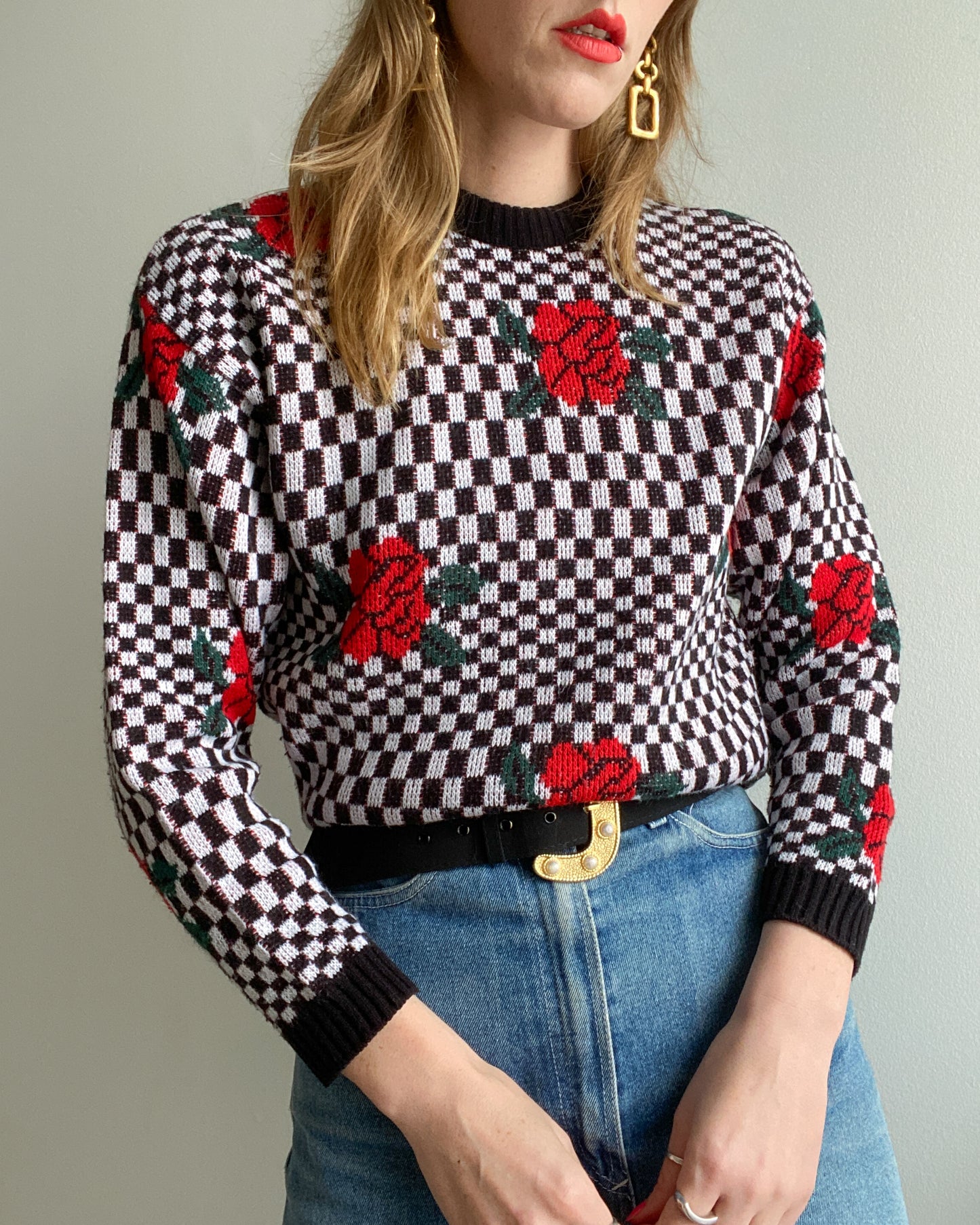 1980s Eaton Checkered & Rose Knit Sweater | Size S