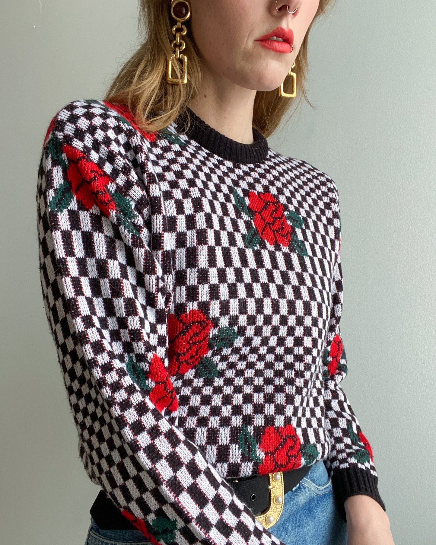 1980s Eaton Checkered & Rose Knit Sweater | Size S