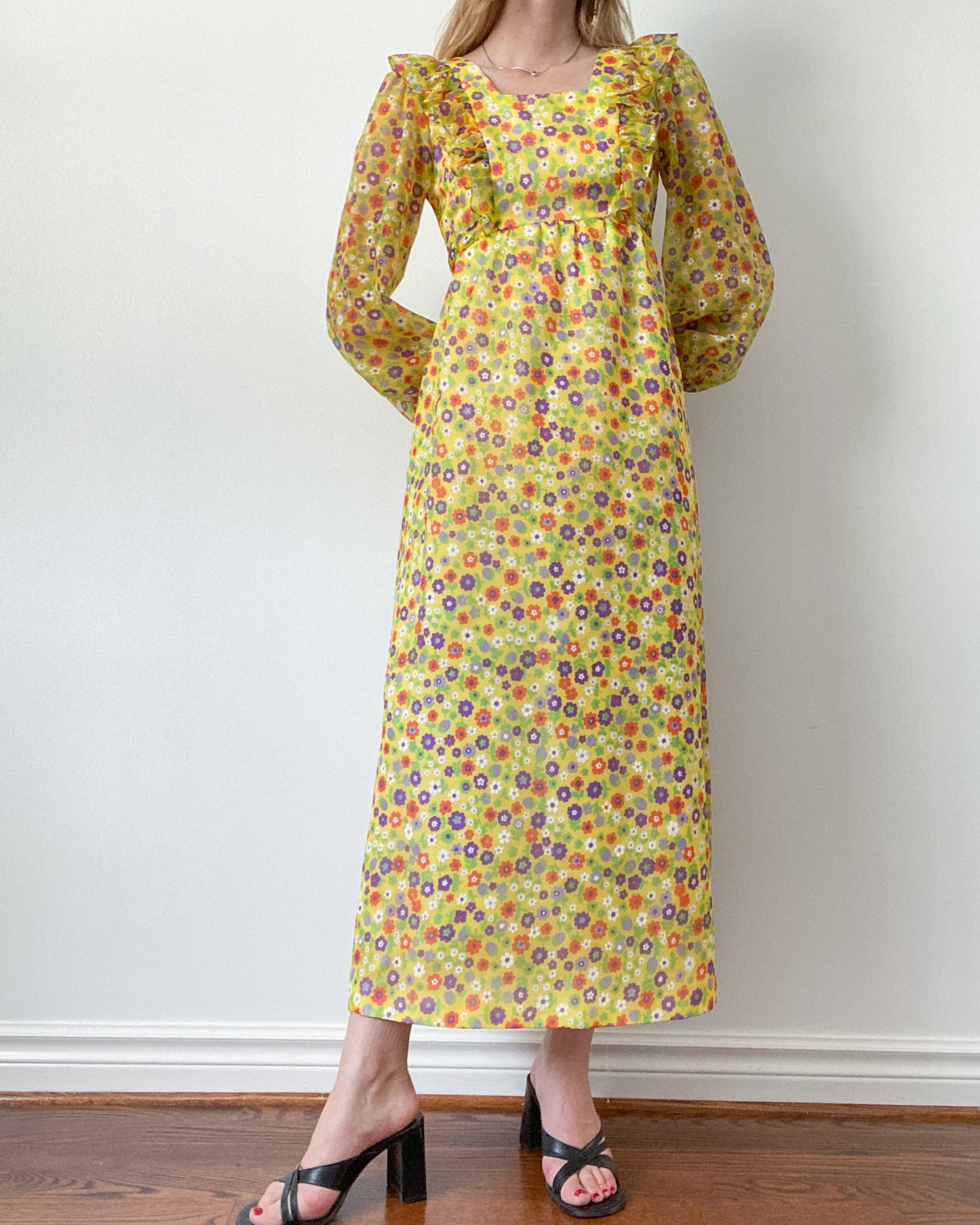 1970s Yellow Floral Dress with Bishop Sleeves | XS-S