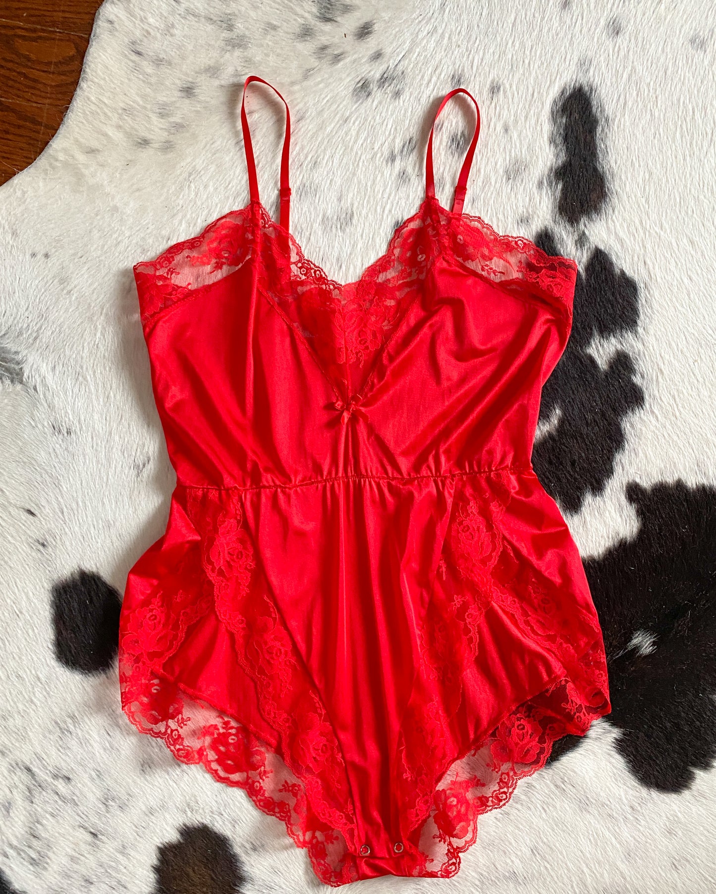 Vintage Red Lace Teddy | Size M/L