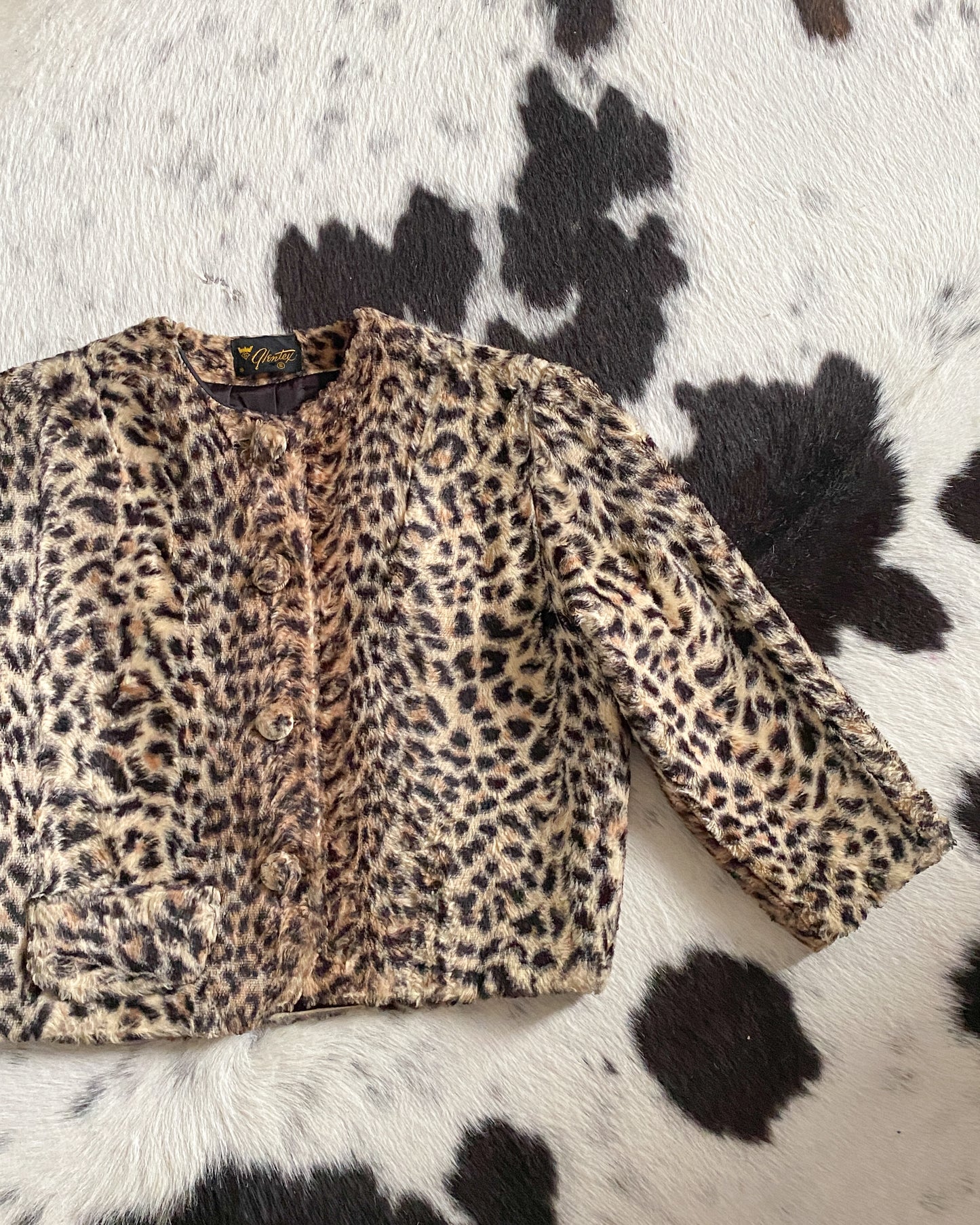 1960s Cheetah Faux Fur Cropped Jacket | Size XS-S