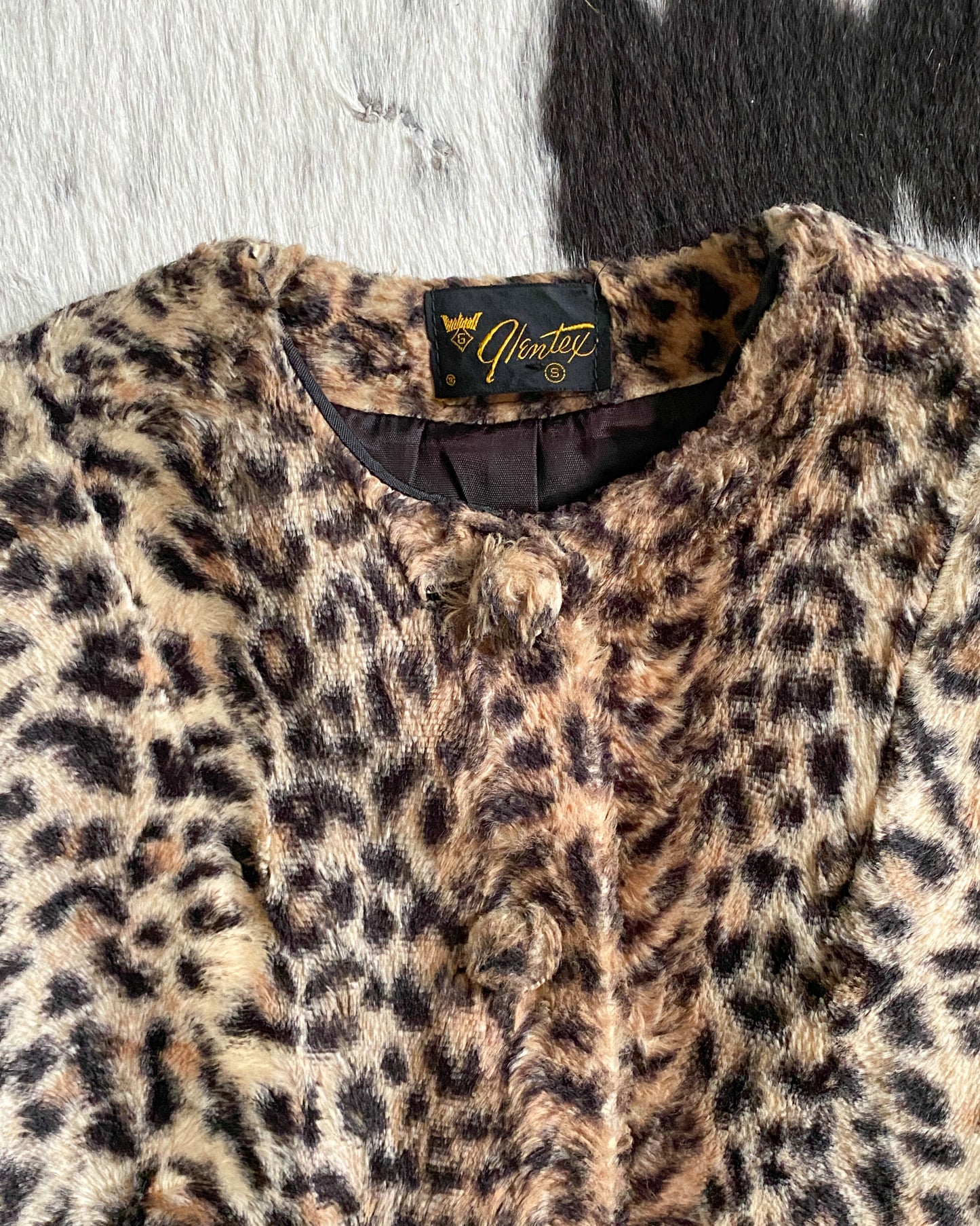 1960s Cheetah Faux Fur Cropped Jacket | Size XS-S